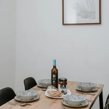 Zeusplace Living 卡泰里尼