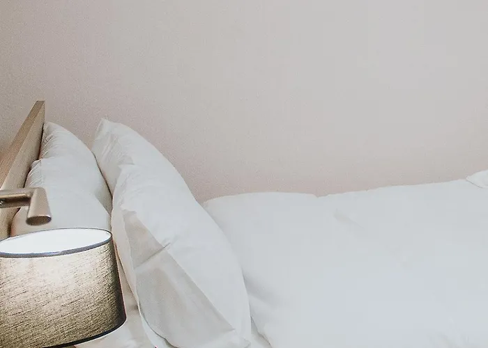 公寓 Zeusplace Living 卡泰里尼