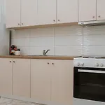 Zeusplace Living *